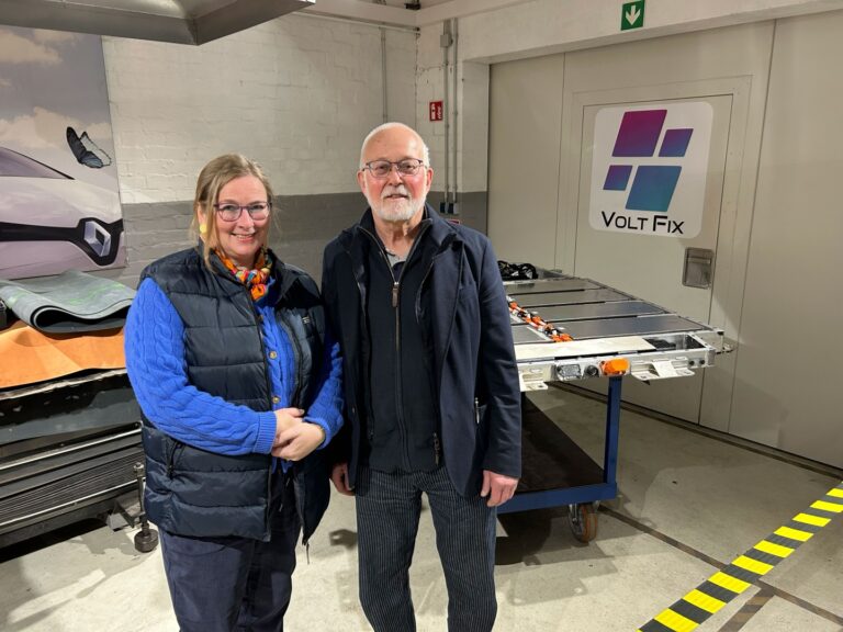 Vera von Wolffersdorff und Joern Luedemann bei Voltfix in Norderstedt